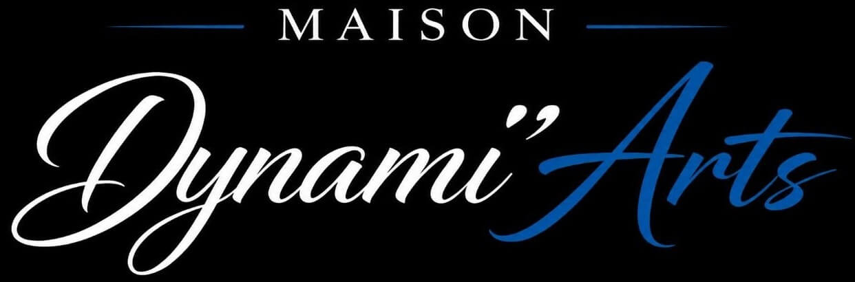 Dynami'arts logo name light